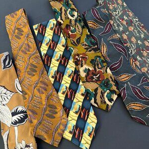 Collection of 6 Vintage Neck Ties